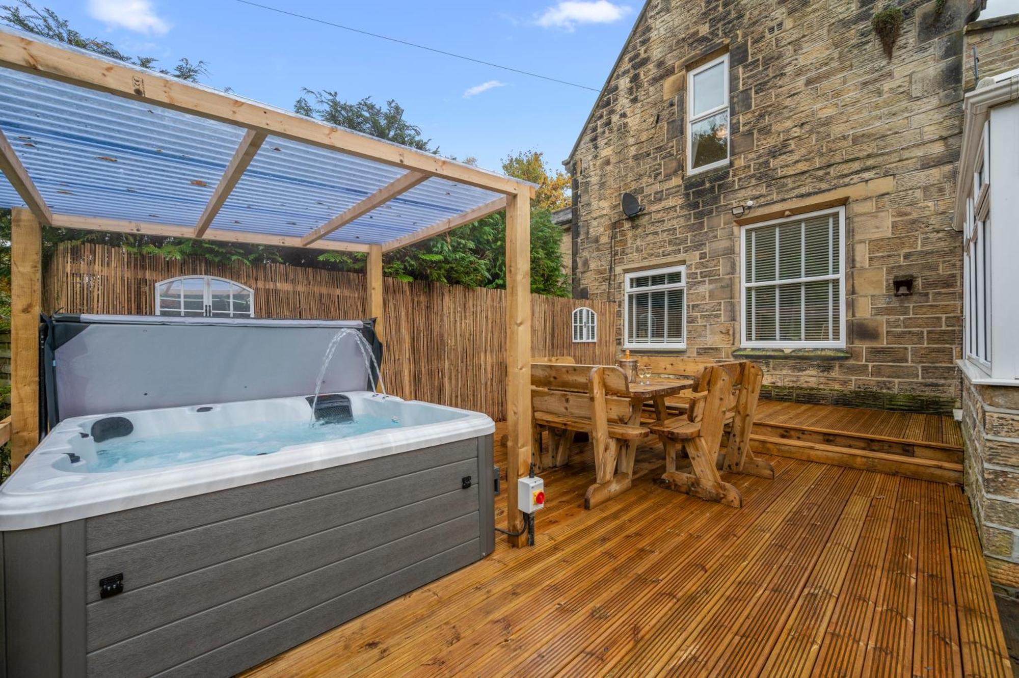 Relax At Little Hawkcliffe Villa Steeton Buitenkant foto